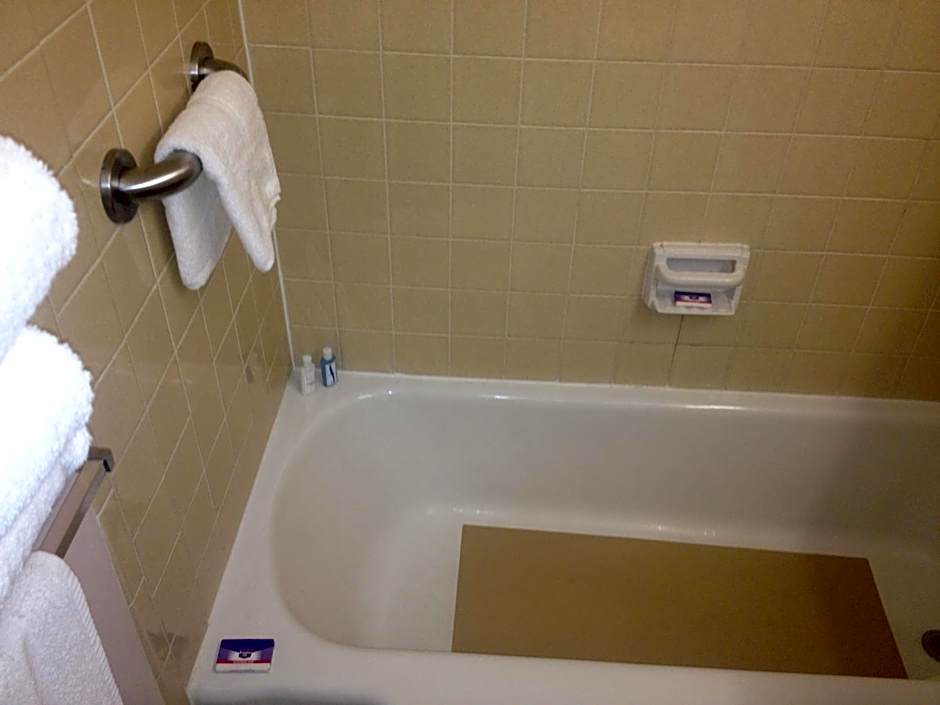 Richmond Inn and Suites