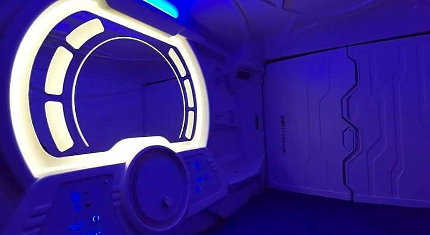 Bangau Capsule Hotel - Downtown KLIA