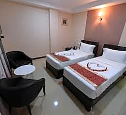 Coastal Grand Hotel Sampath