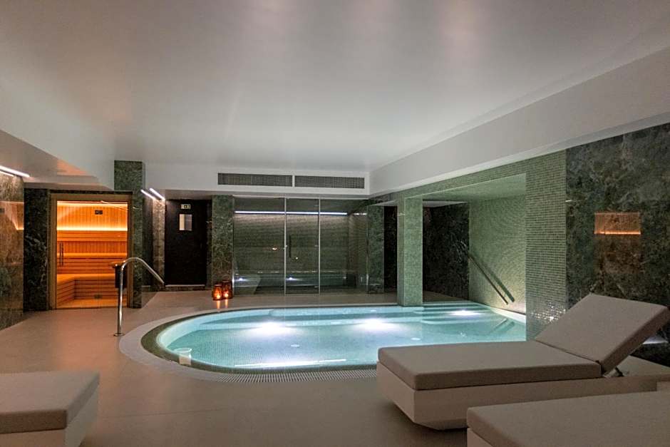 Photo 1 of 50 of Hotel Afonso V & SPA