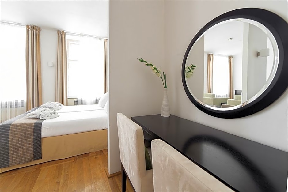 Golden Angel Suites by Adrez