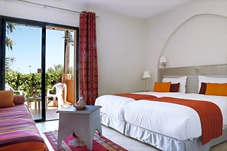 DOUBLE STANDARD ROOM