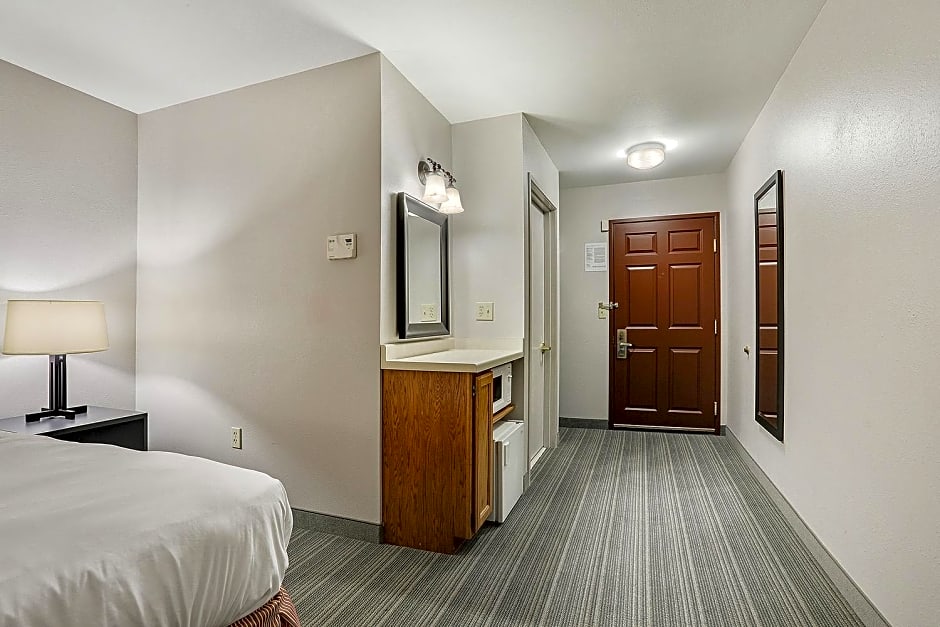 Country Inn & Suites by Radisson, Green Bay, WI