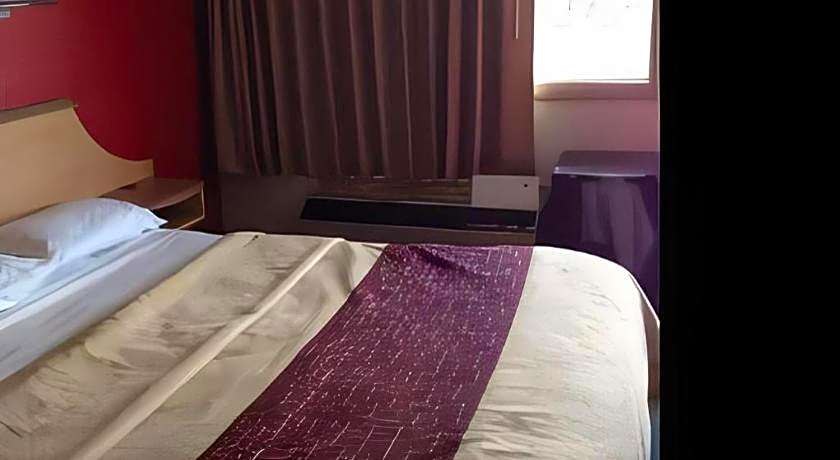 Rodeway Inn – Fort Wayne, IN