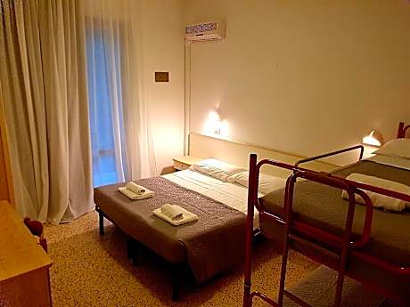 Double/Tripla/Quadrupla Room