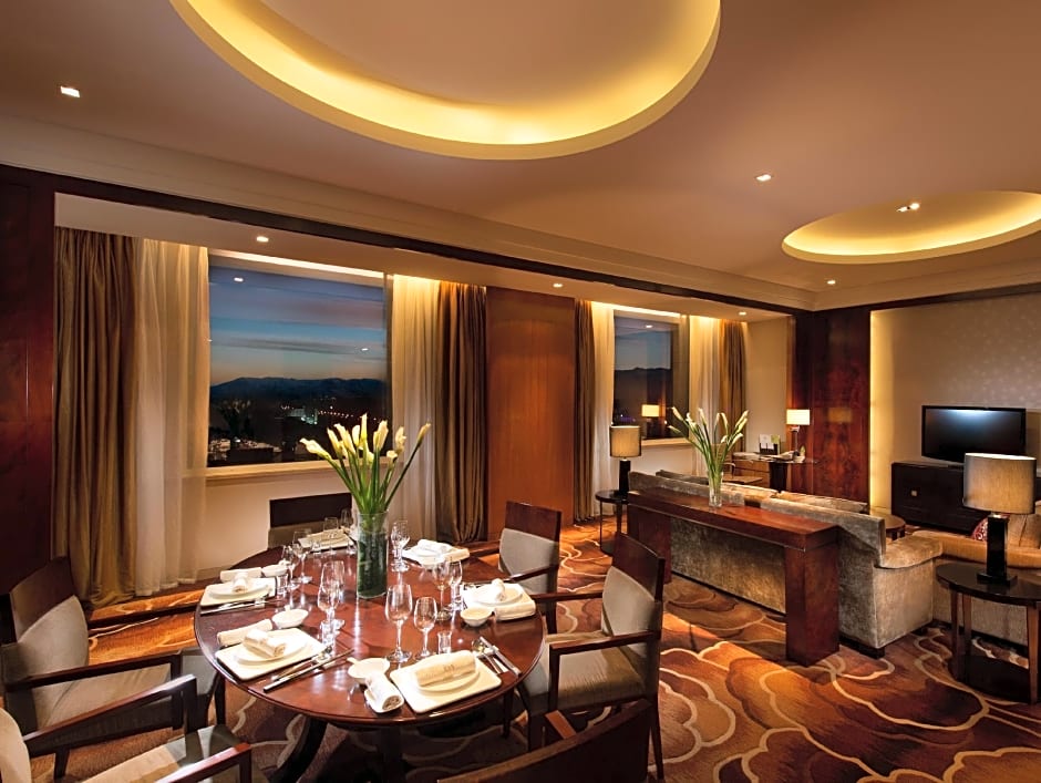 DoubleTree By Hilton Qinghai Golmud