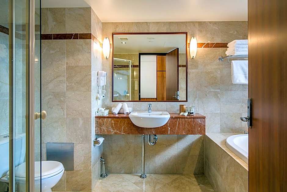 Arkaba Hotel