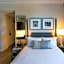 Hotel E