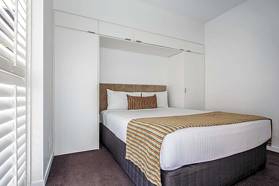 Code Apartments