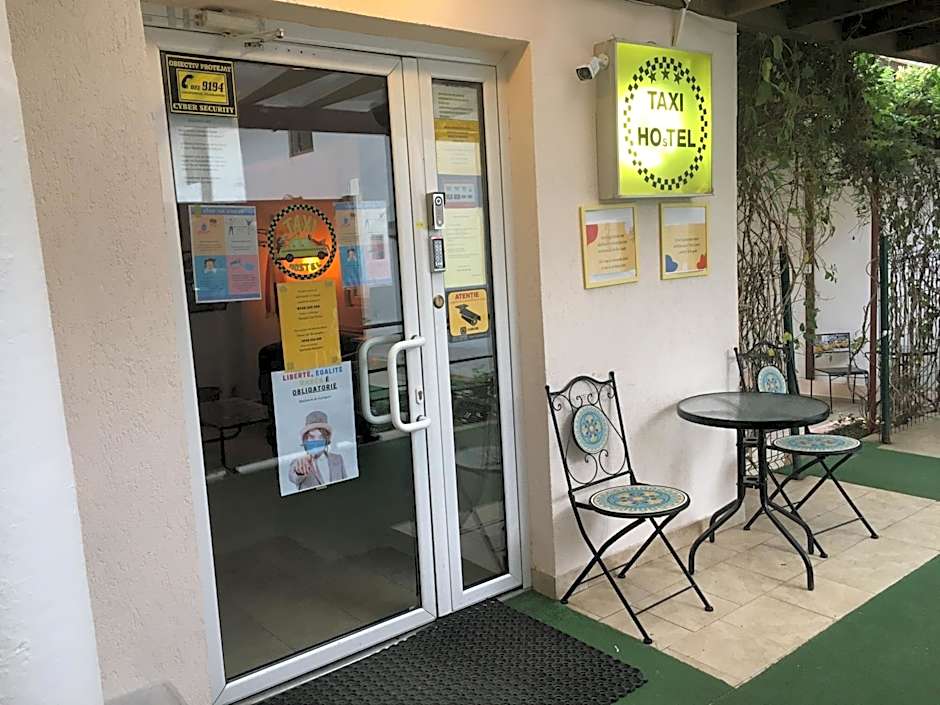 Taxi Hostel