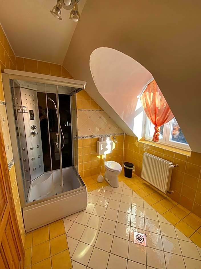 Hermina apartmanház