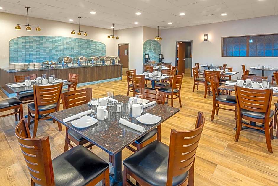 Grand Williston Hotel And Conference Center