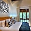 Cambalala - Luxury Units - in Kruger Park Lodge - Serviced Daily, Free Wi-Fi