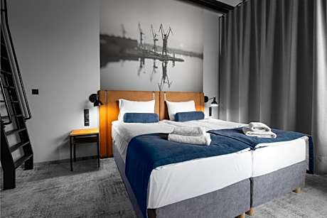 Loft 51 with mezzanine