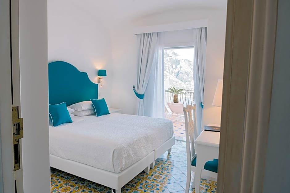 Foto 1 de 11 de 1 Queen Bed, Jetted Tub, Sea View, Terrace