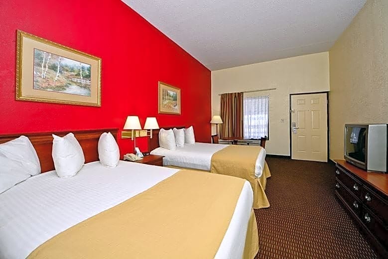 Manchester Heritage Inn And Suites