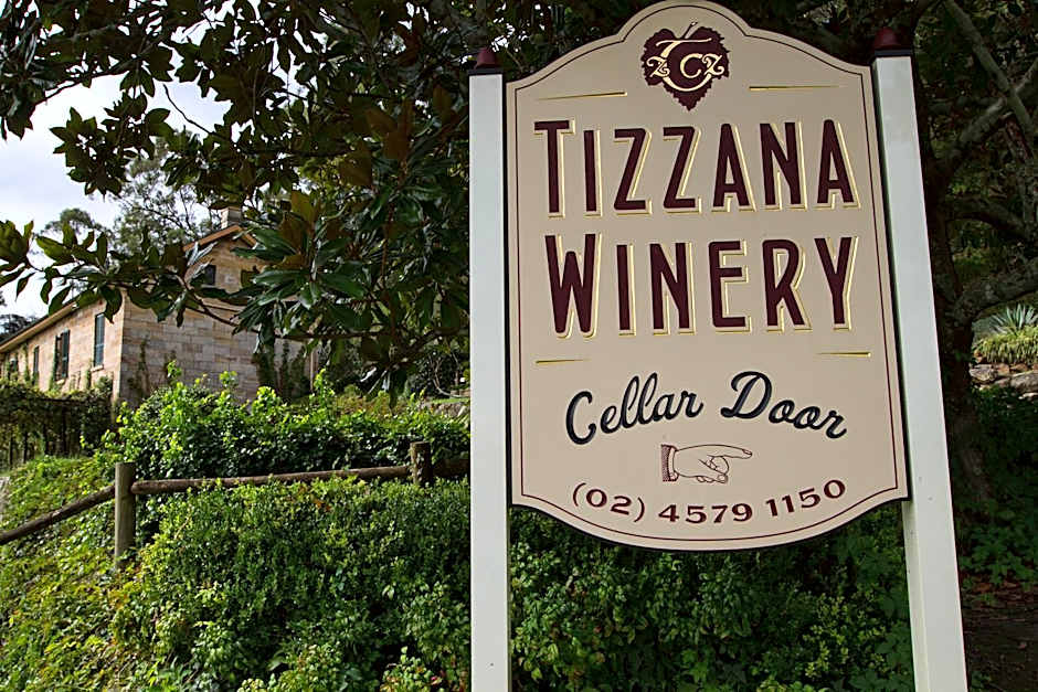 Tizzana Winery Bed and Breakfast