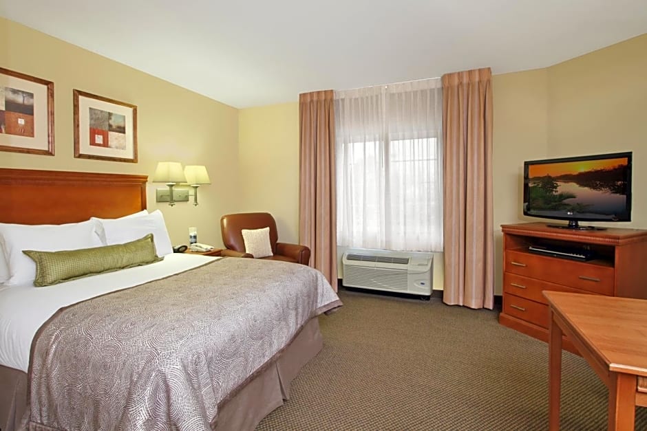 Candlewood Suites Norfolk Airport, an IHG Hotel