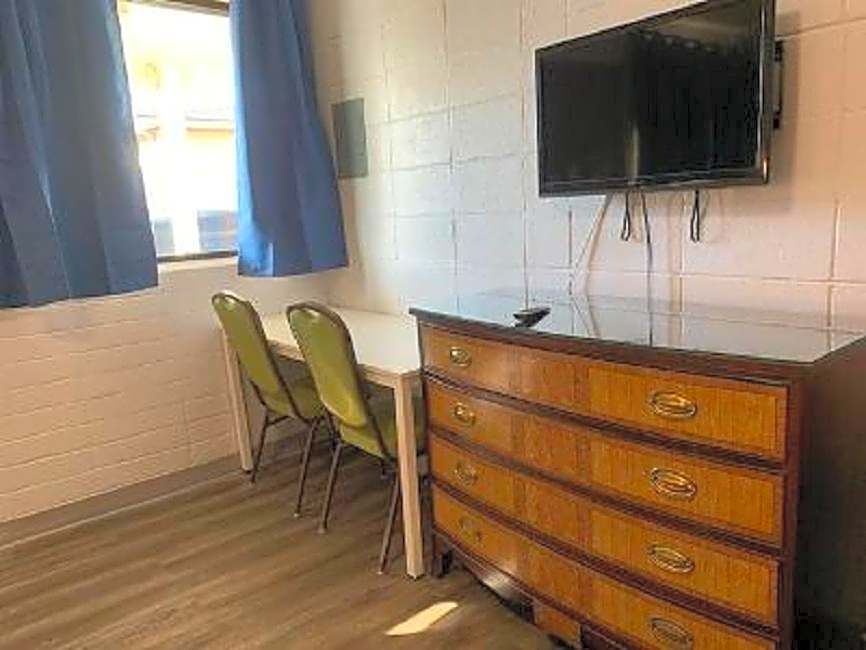 Outer Banks Motor Lodge