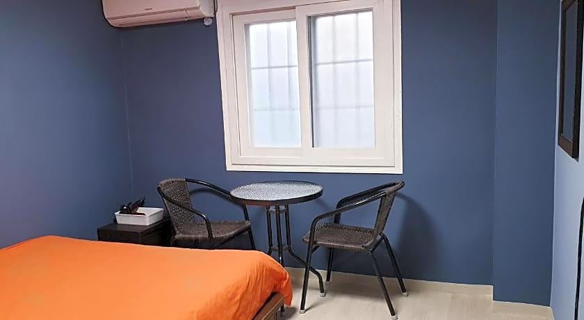 Blue Backpackers Hostel