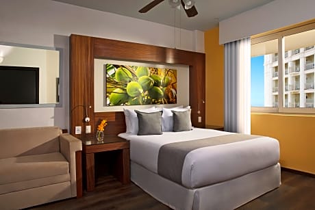 Double room Queen bed - Resort view