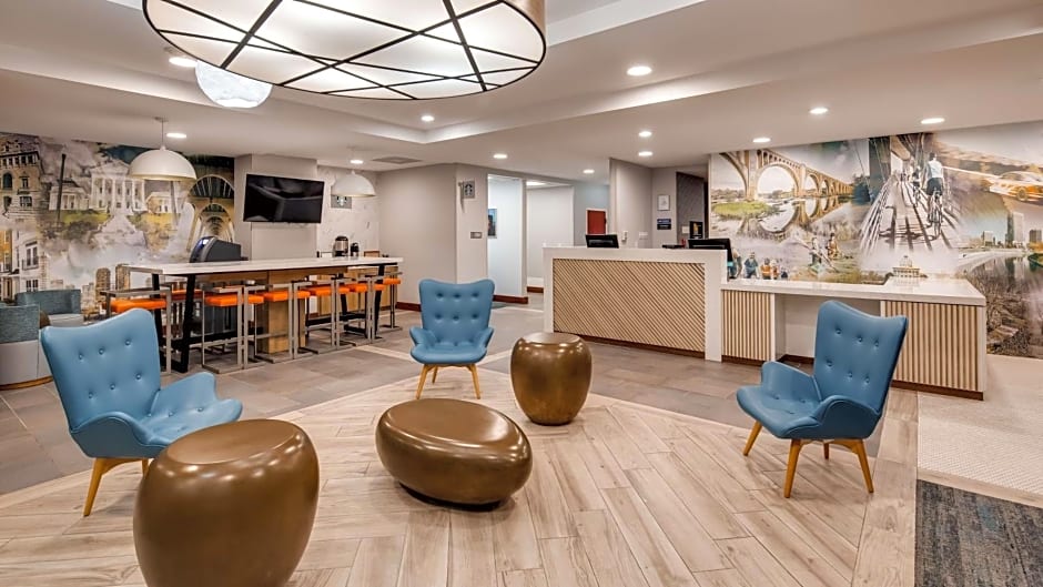 Best Western Premier Richmond City Gateway