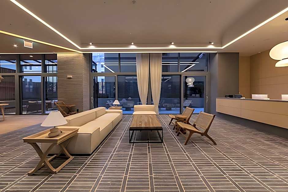 Hound Garden&Terrace Hotel