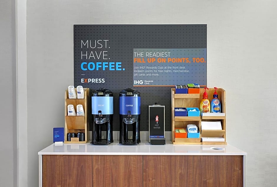 Holiday Inn Express & Suites Newport By IHG