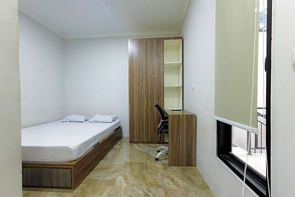 D Twinz House Syariah Redpartner