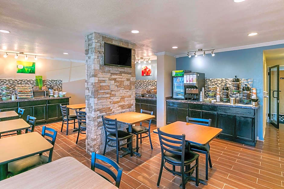 Quality Inn Rawlins I-80