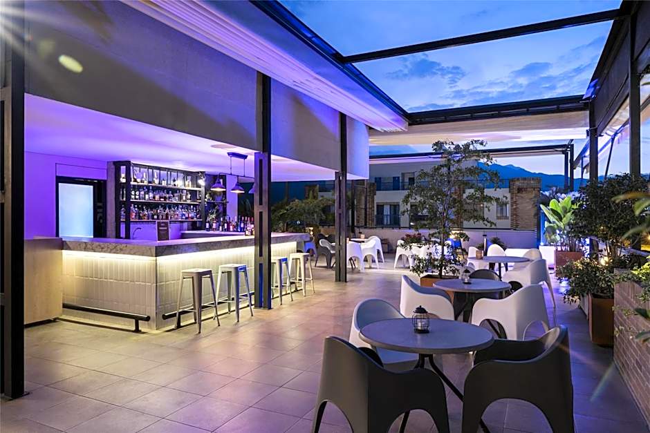 Hilton Garden Inn Cali Ciudad Jardin