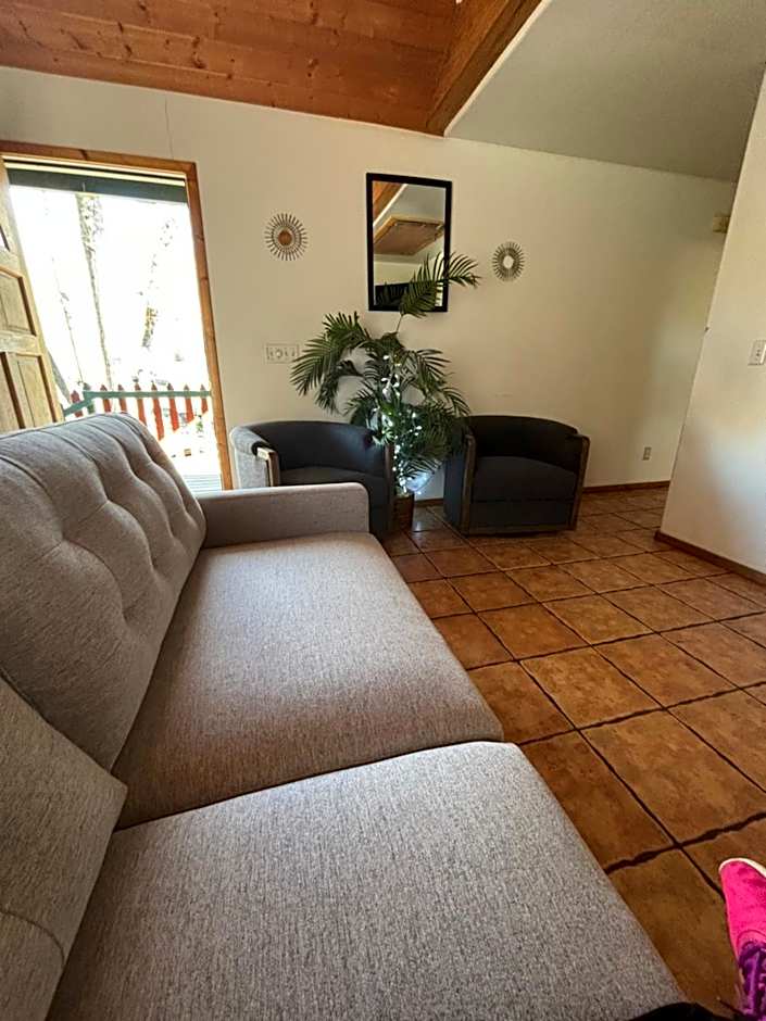 Sequoia River Front Cabins