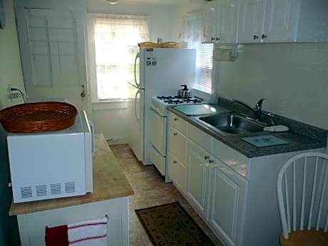 Apartment with Garden View