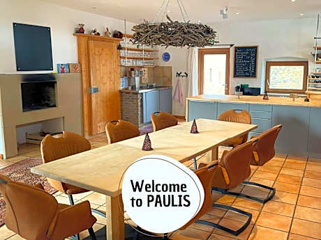 PAULIS cozy 4-bedroom vacation home - with 4 bathrooms sun terrace & sauna, nice to hike & bike, to chil & meet