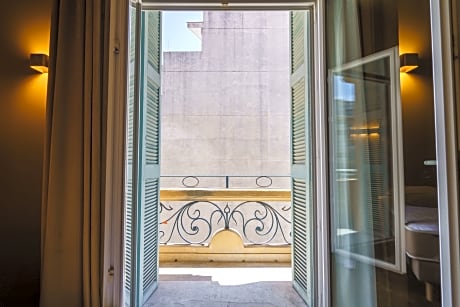 Double Standart with Bath & Shower & Balcony