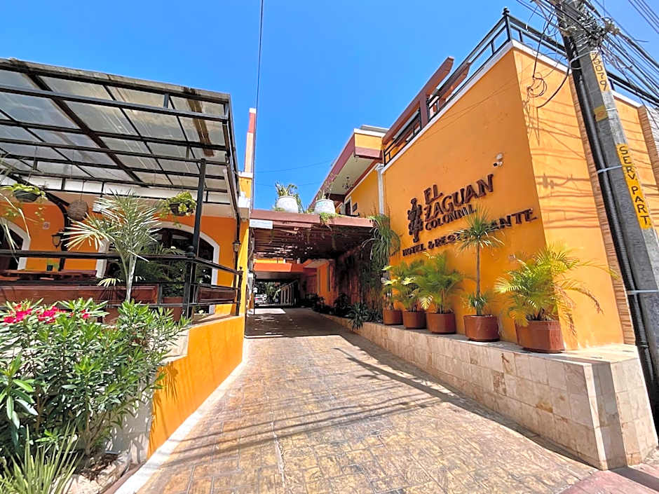 El Zaguán Colonial by GuruHotel