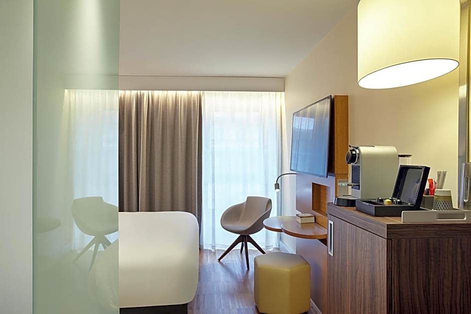 Mercure Paris Arc De Triomphe Etoile
