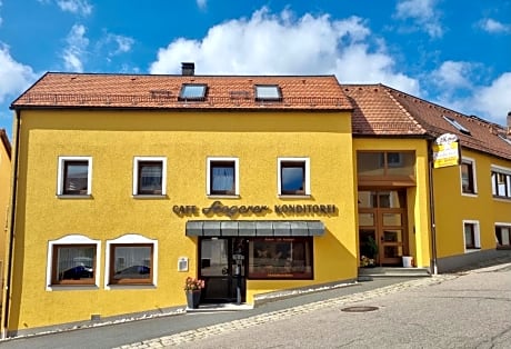 Bäckerei & Pension Seegerer