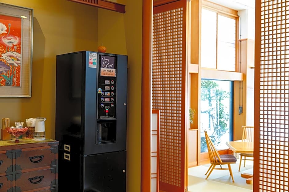 TAKITEI Riverside Onsen ーA Hidden Ryokan in Kanazawaー