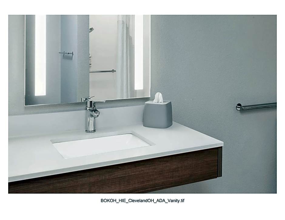 Holiday Inn Express Brookpark-Cleveland Airport Hotel By IHG