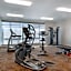 Econo Lodge Inn & Suites