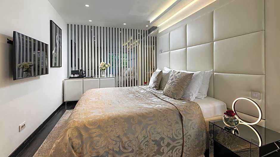 Hotel 9
