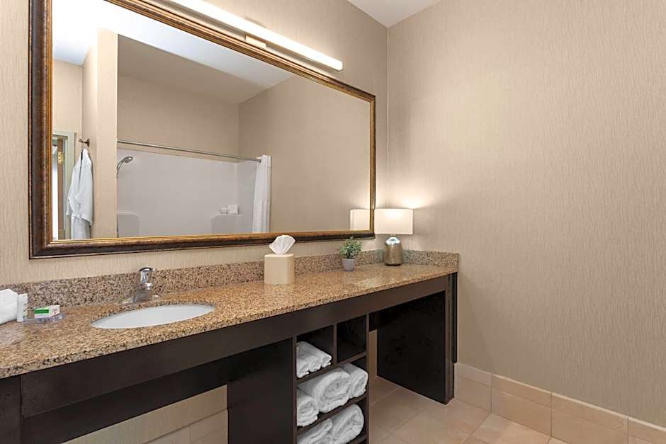 Hawthorn Extended Stay by Wyndham West Palm Beach