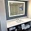 La Quinta Inn & Suites by Wyndham Birmingham Homewood
