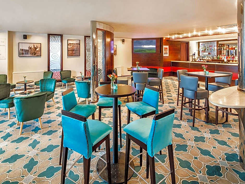 Mercure Chester Abbots Well Hotel