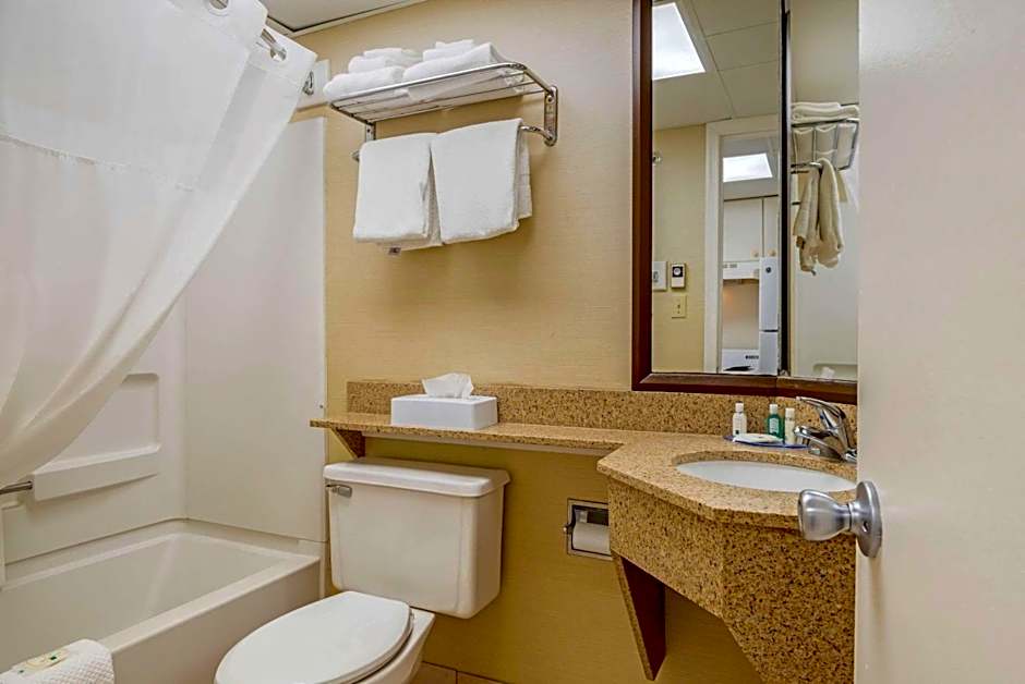 Quality Inn & Suites Ocean City Fenwick