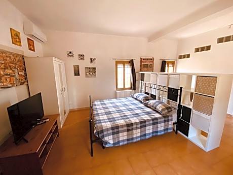 Double Room with External Private Bathroom