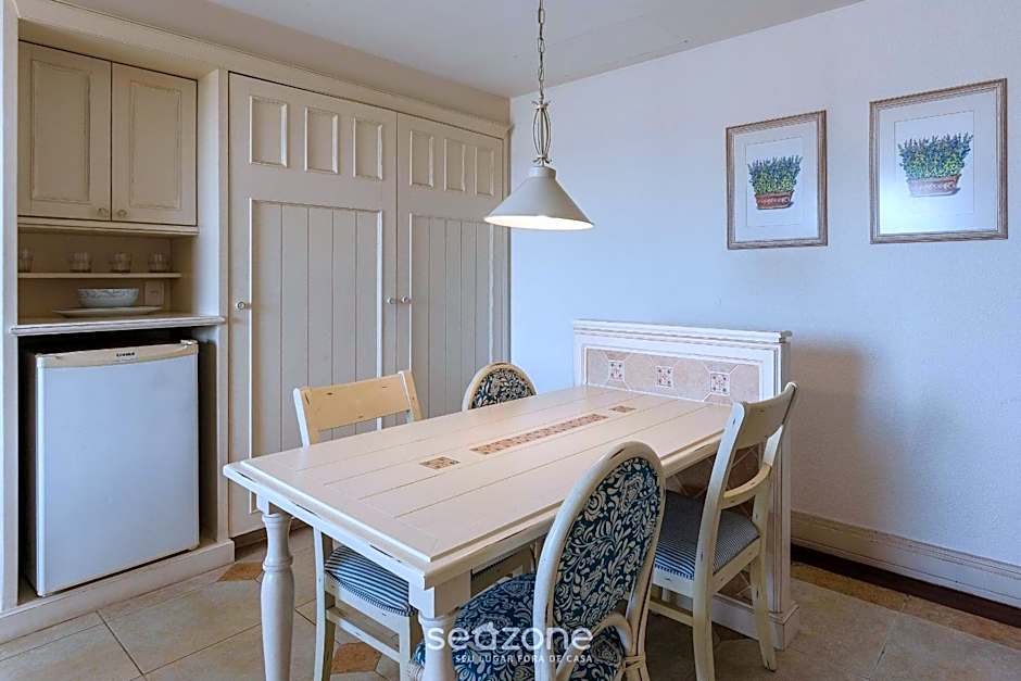 Beachfront Studios at IL Campanario Resort ILCTOP