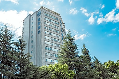 Starway Hotel Dali Erhai Lake Jiashibo Avenue