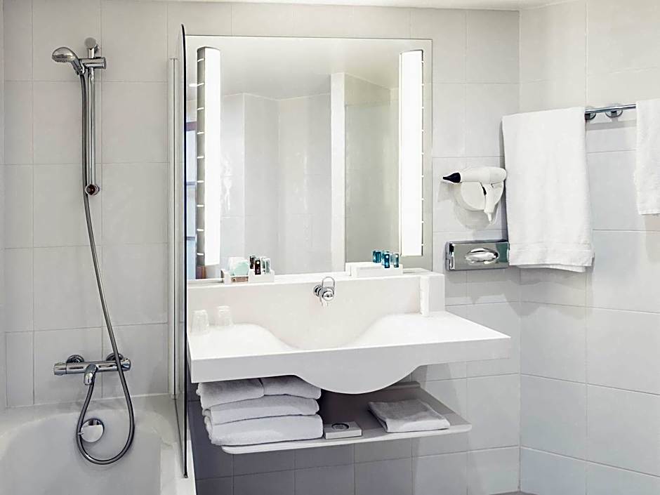 Novotel Newcastle Airport